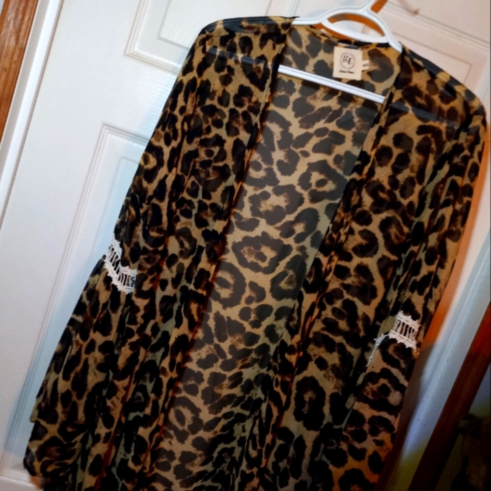 Grance and Emma leopard and lace shawl with sleeves